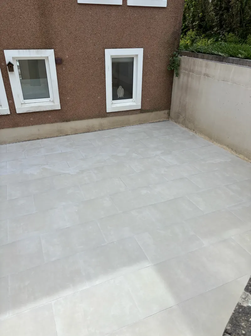 Grouville Courtyard Tiling